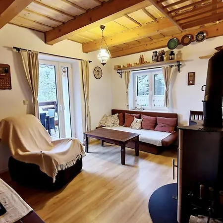 Norova Chalet *